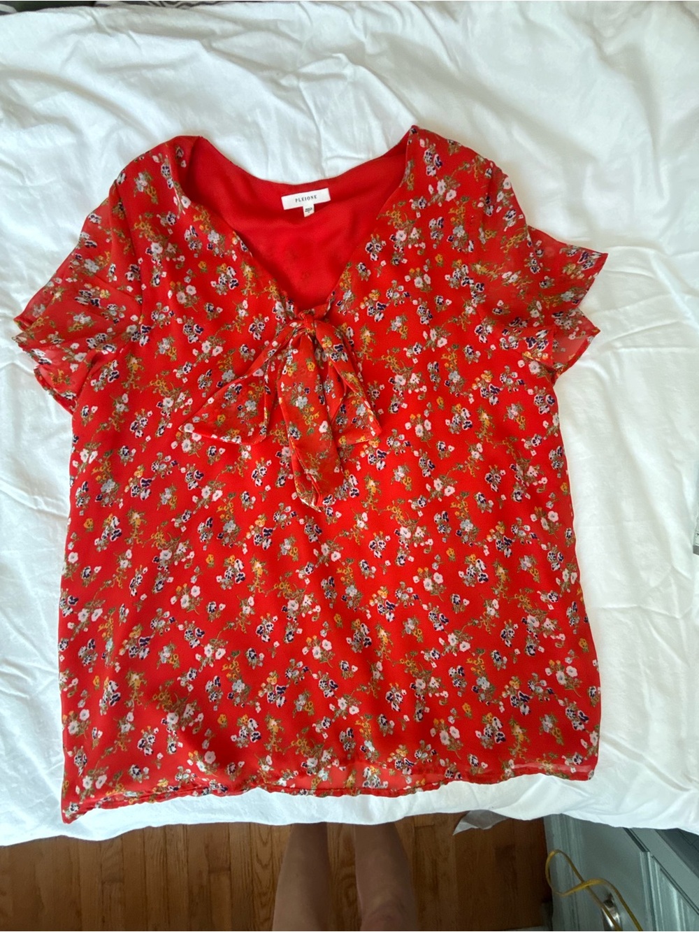 Pleione Red Floral Tie-Front Short Sleeve Blouse